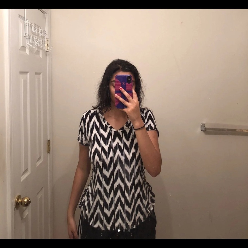 Black and White Top